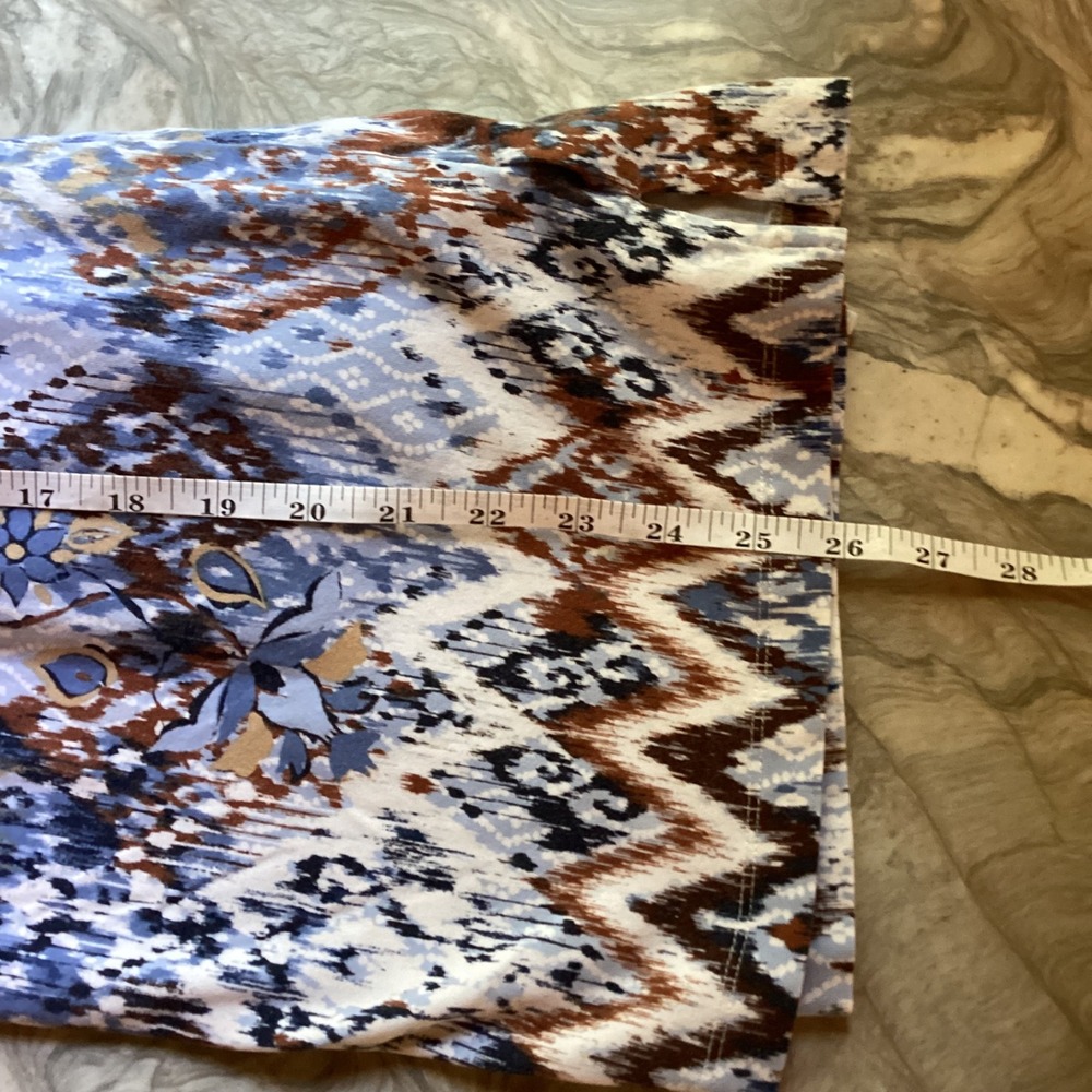 Alfred Dunner Womens Blue Floral Ikat V-Neck Top Rhinestone Studded 3/4 Sleeve L - Picture 7 of 9